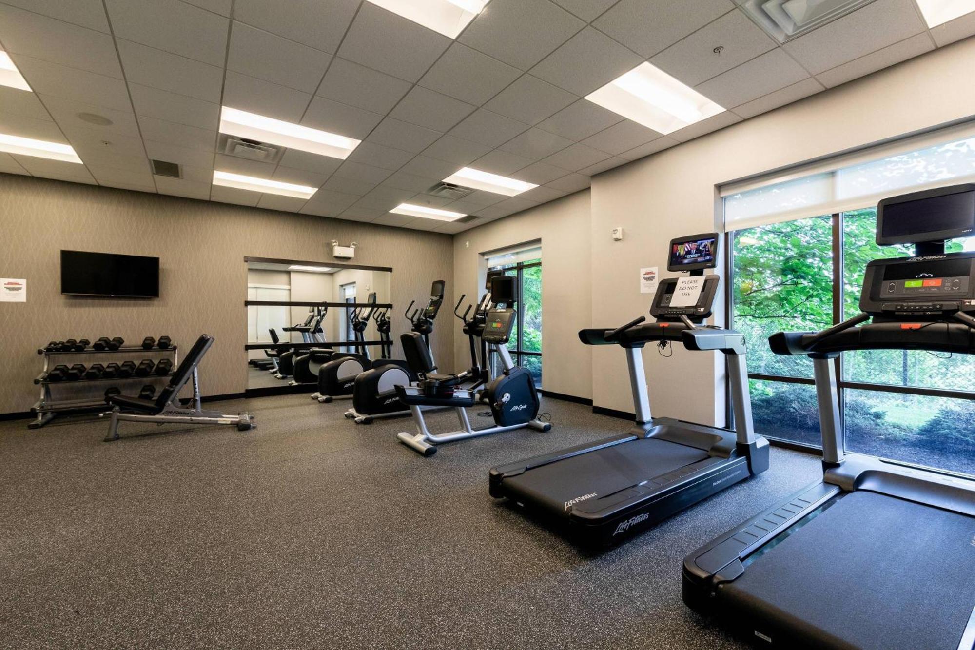 Courtyard By Marriott Cincinnati Midtown/Rookwood Buitenkant foto