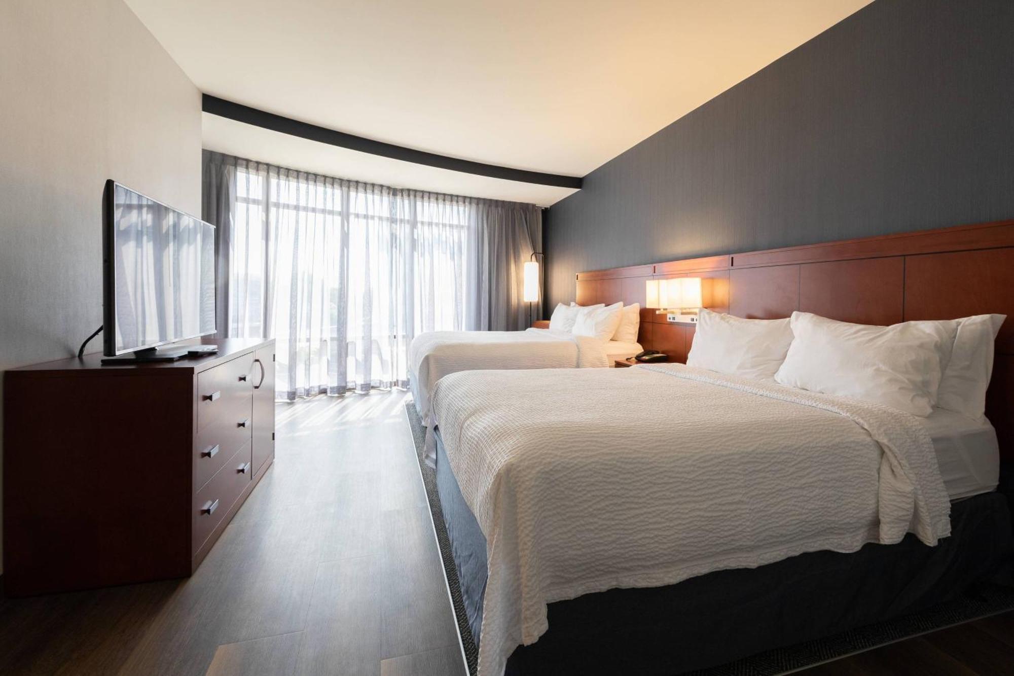 Courtyard By Marriott Cincinnati Midtown/Rookwood Buitenkant foto