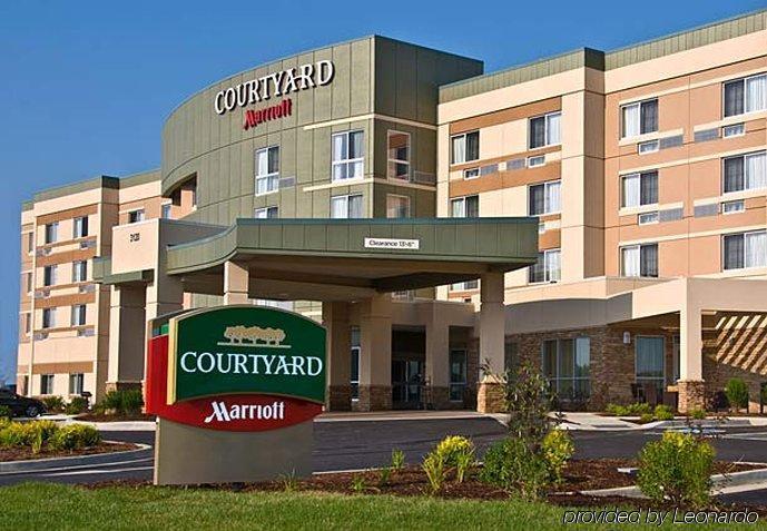 Courtyard By Marriott Cincinnati Midtown/Rookwood Buitenkant foto