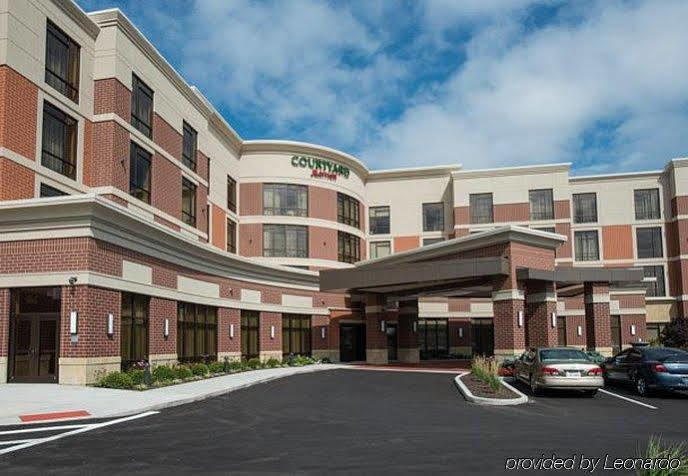 Courtyard By Marriott Cincinnati Midtown/Rookwood Buitenkant foto