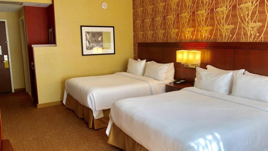 Courtyard By Marriott Cincinnati Midtown/Rookwood Buitenkant foto